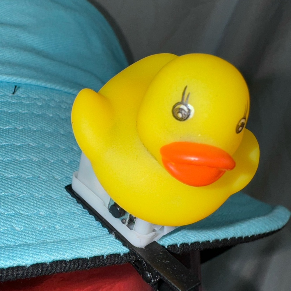 RAVELUXE 🥳 Clip-On Rave Toy!!! 🐤 🧸